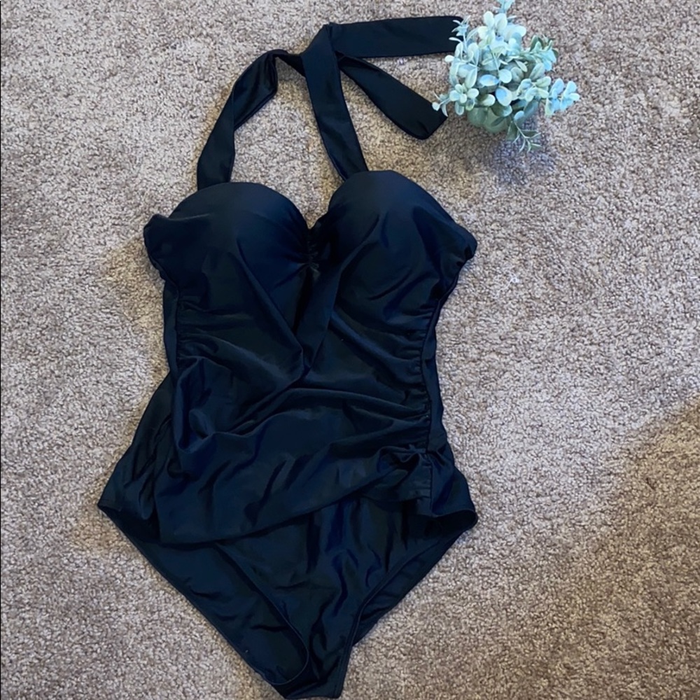 Black Pin-Up Halter Style Swimsuit